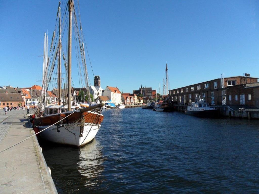 Hafen Im Gaestehaus Alter Holzhafen - Abc5 Apartment *