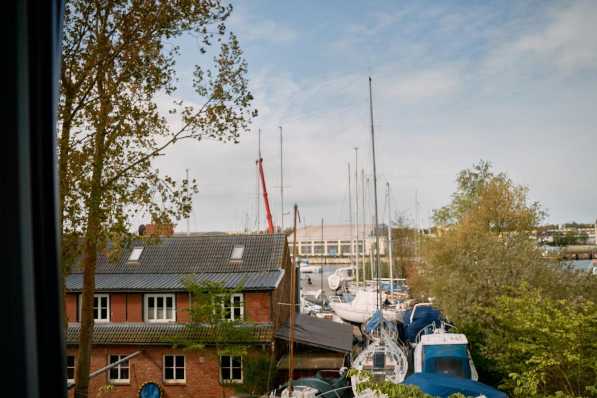 Hafen Im Gaestehaus Alter Holzhafen - Abc5 *